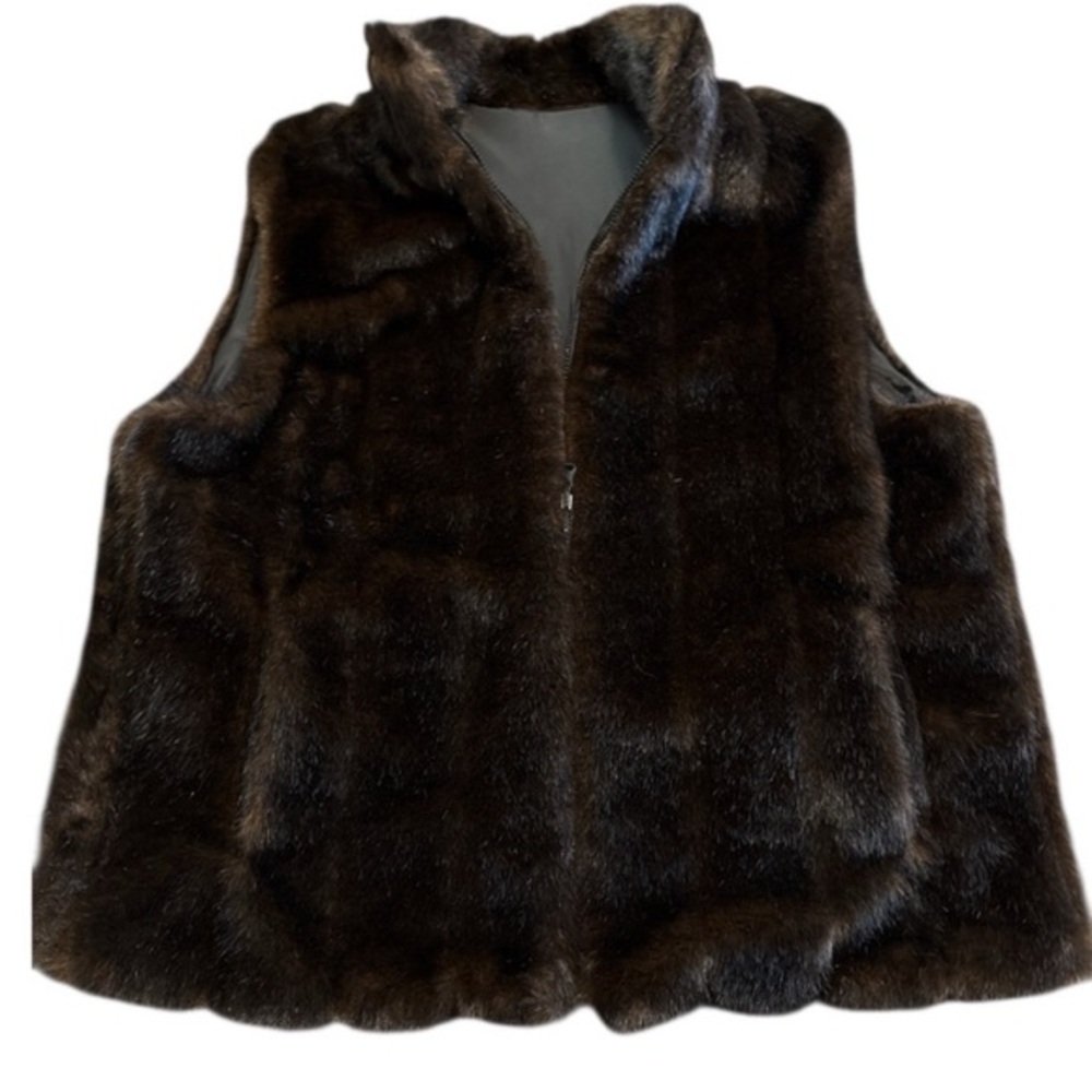 Cato Dark Brown Reversible Faux Fur Vest Plus Size 18 20 Cozy Glam Winter Luxe